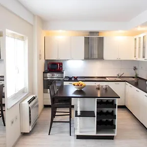 https://down-town-tirana-apartment-center.albaniahotels.org